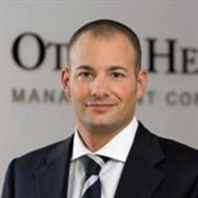 Portrait image of Andreas Bong