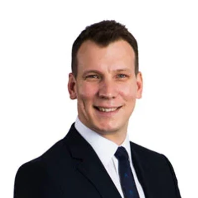Portrait image of Steve Holt